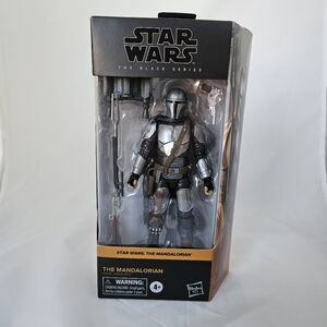 Star Wars The Black Series The Mandalorian Action Figure New